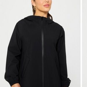 NWT-Fabletics Women’s Black Downpour/Cold Jacket
